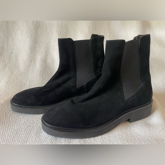 Stuart Weitzman Henley Chelsea boot - Picture 5 of 13